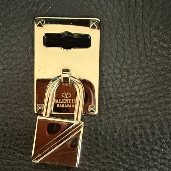 Valentino Black leather crossbody handBag with Gold Accents mini lock - Picture 12 of 13